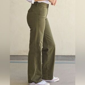 AYR The Special Sauce Jean Army Green
NWOT Size 28 Long